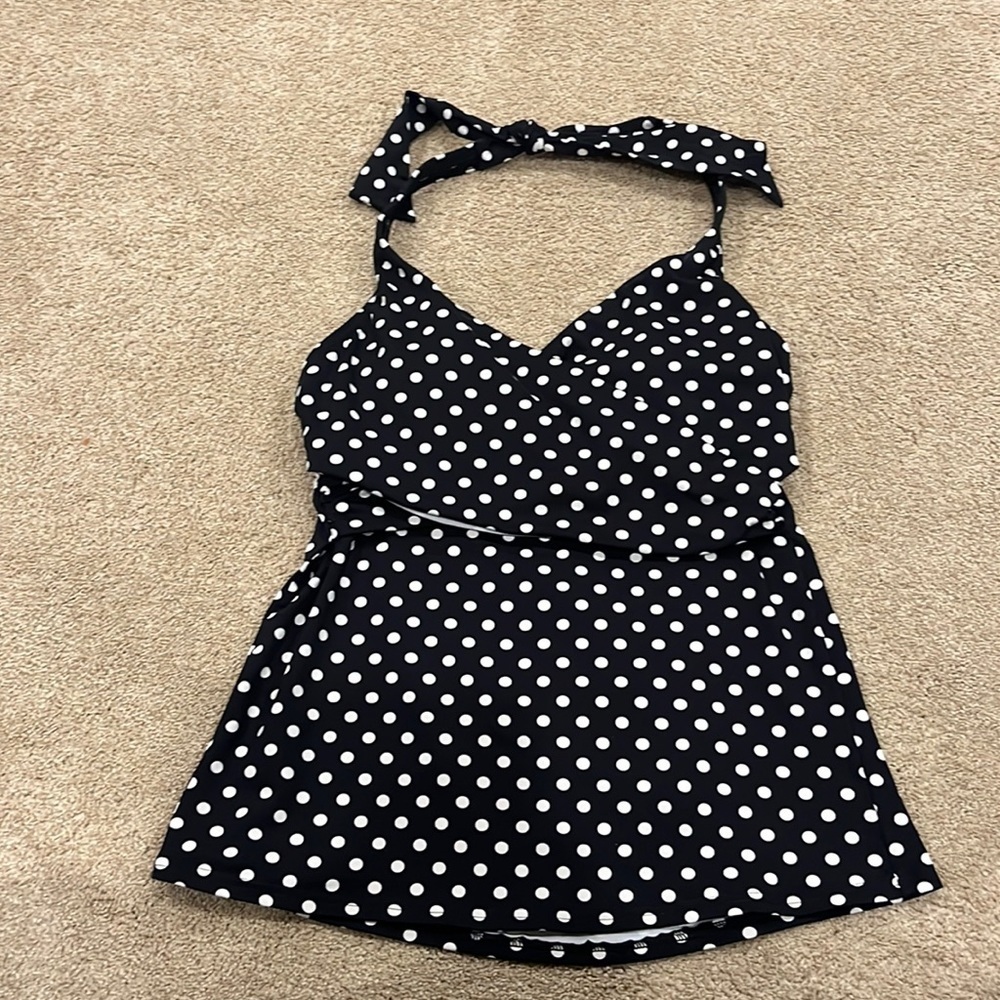 LANDS’ End womens polka dots tankini size 4.